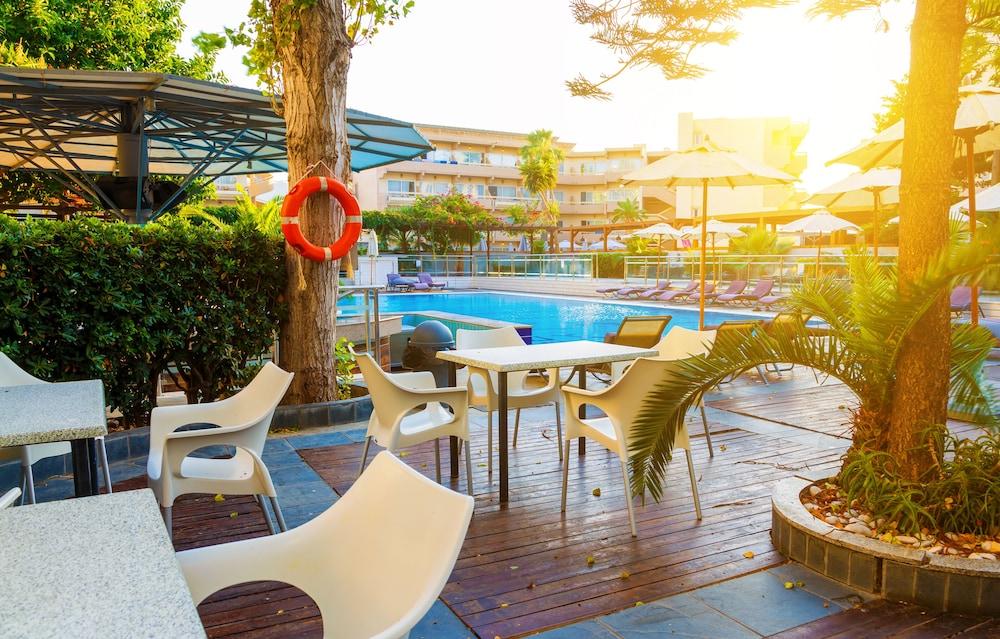 The Residence (Adults Only) Ialisos Exterior foto